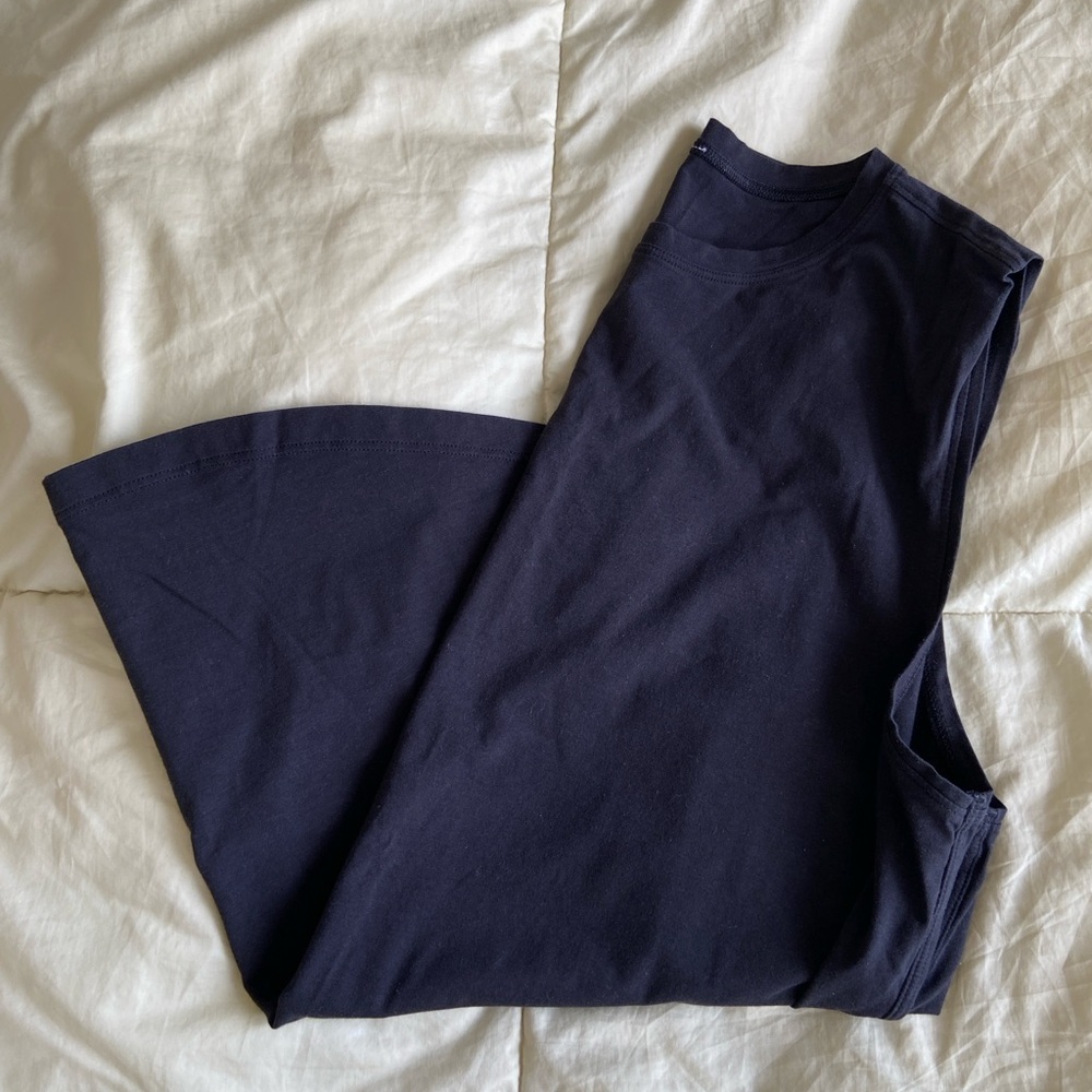 Lululemon Muscle Tank, Size 8, Black